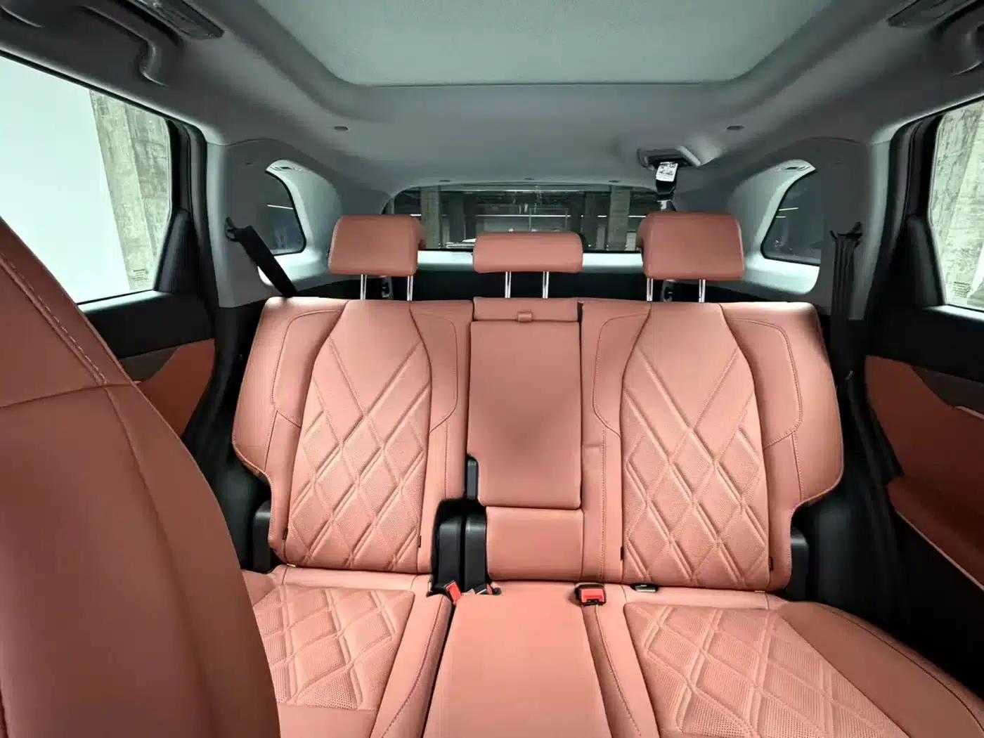 Changan CS75 PLUS Smart Electric iDD 2023 Model Smart Electric iDD Leading Edition — миниатюра 17