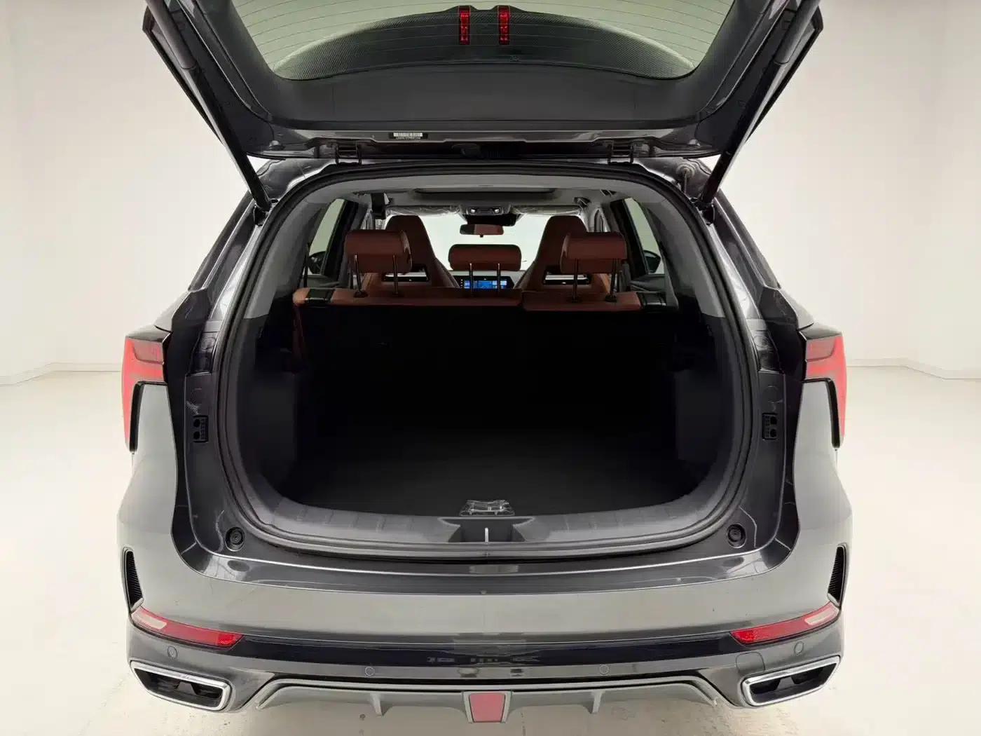 Changan CS75 PLUS Smart Electric iDD 2023 Model Smart Electric iDD Leading Edition — миниатюра 10