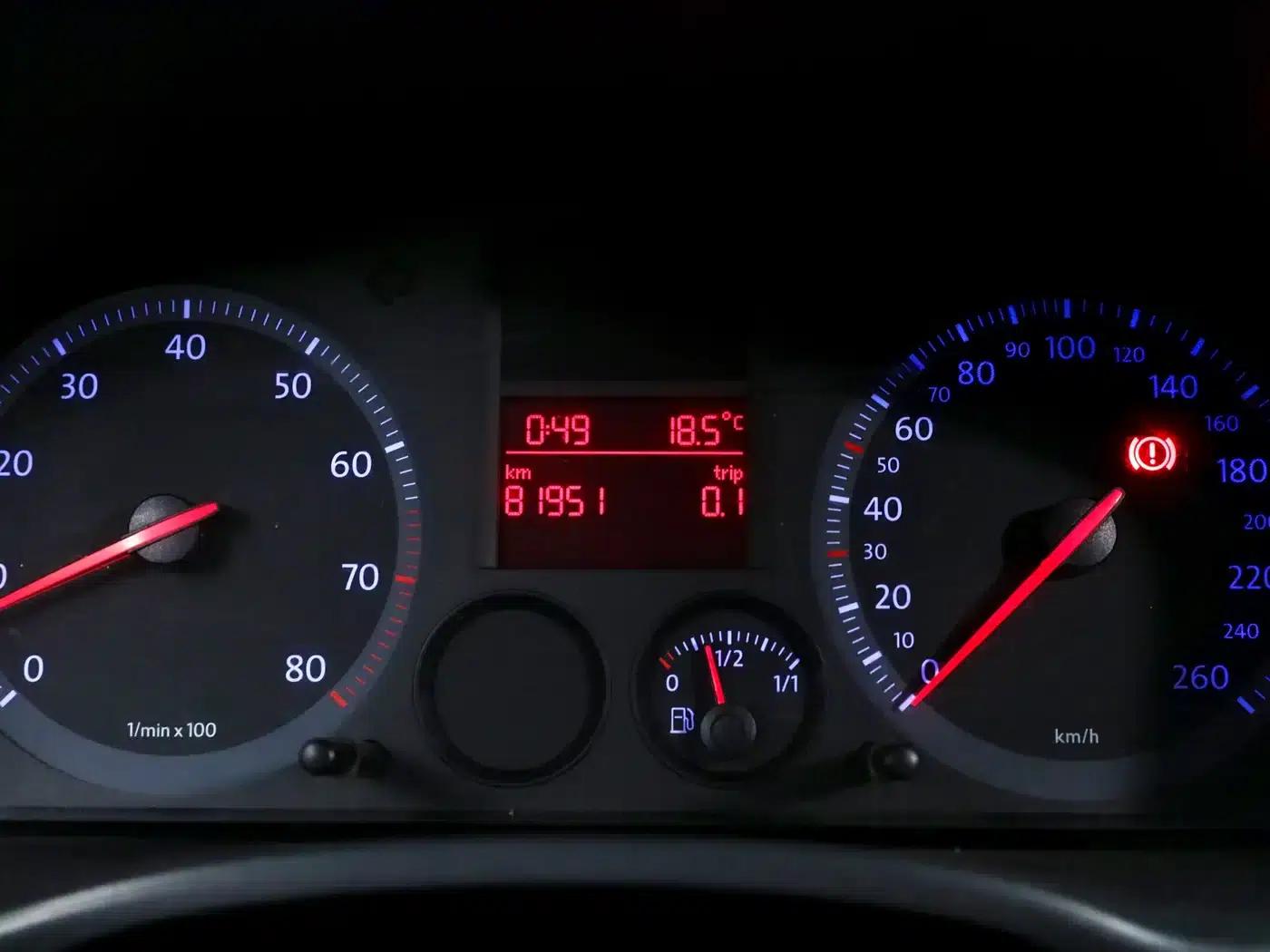 Caddy 2005 1.6L Comfort 5-seater — миниатюра 11
