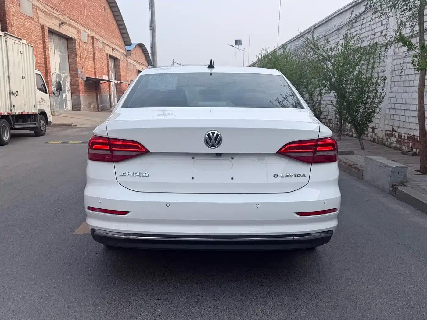 2019 Volkswagen Lavida EV Premium Edition — миниатюра 5