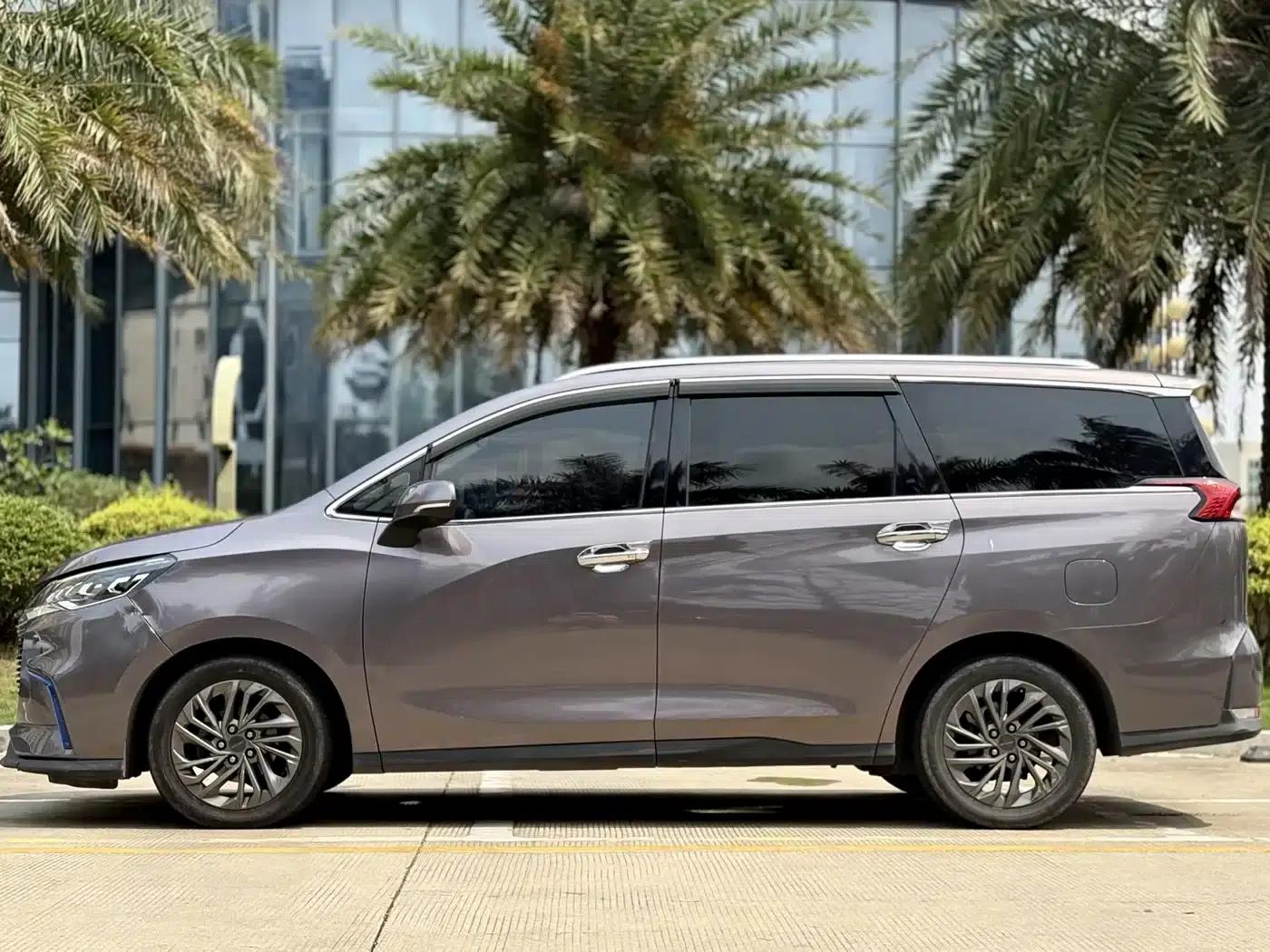Everyone 5 2022 1.3T PLUG IN Smart Edition 7-seater — миниатюра 15