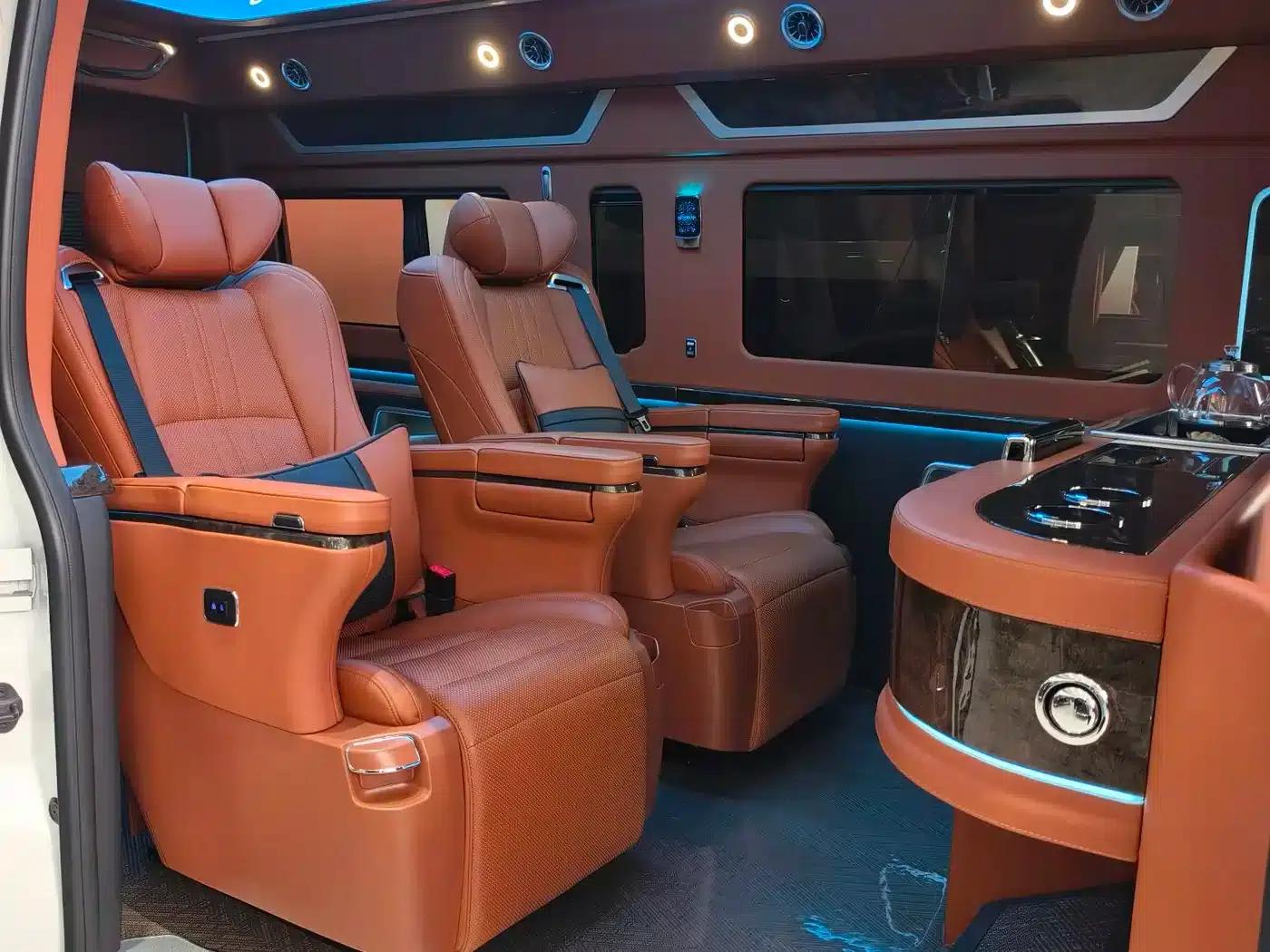 2024 HIACE 2.7L Automatic — миниатюра 5