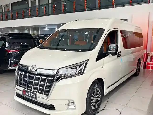 2024 HIACE 2.7L Automatic