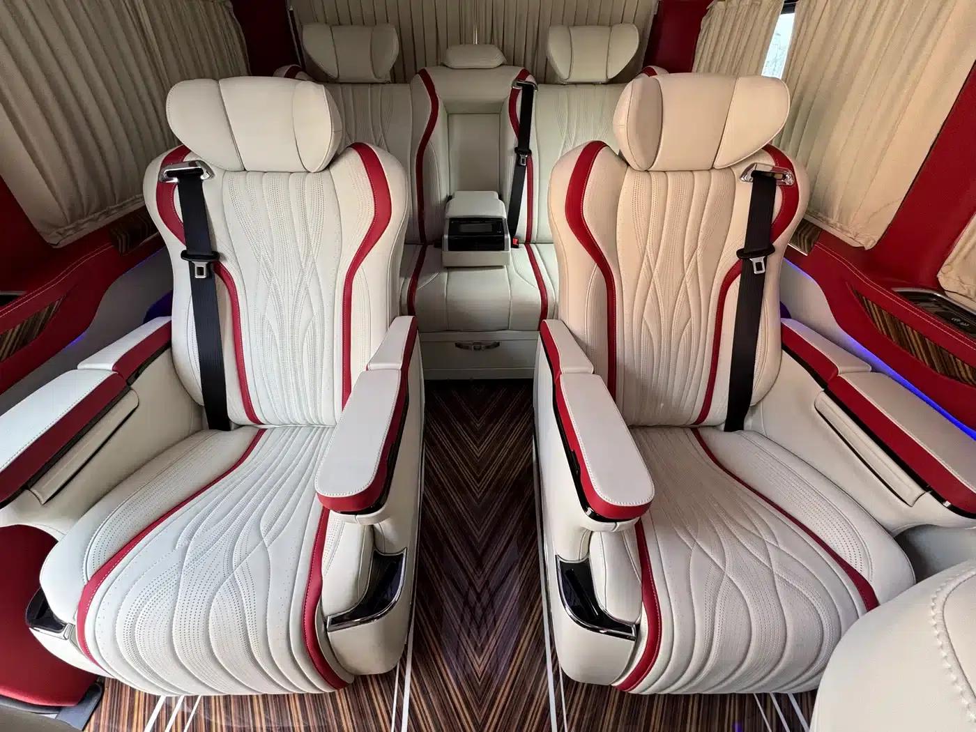 2021 HIACE 3.5L Automatic — миниатюра 16