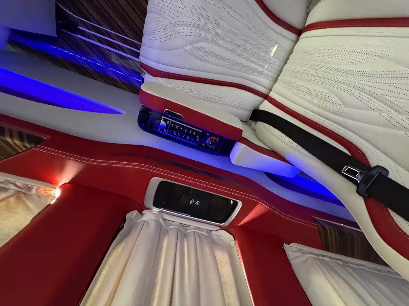 2021 HIACE 3.5L Automatic — миниатюра 23