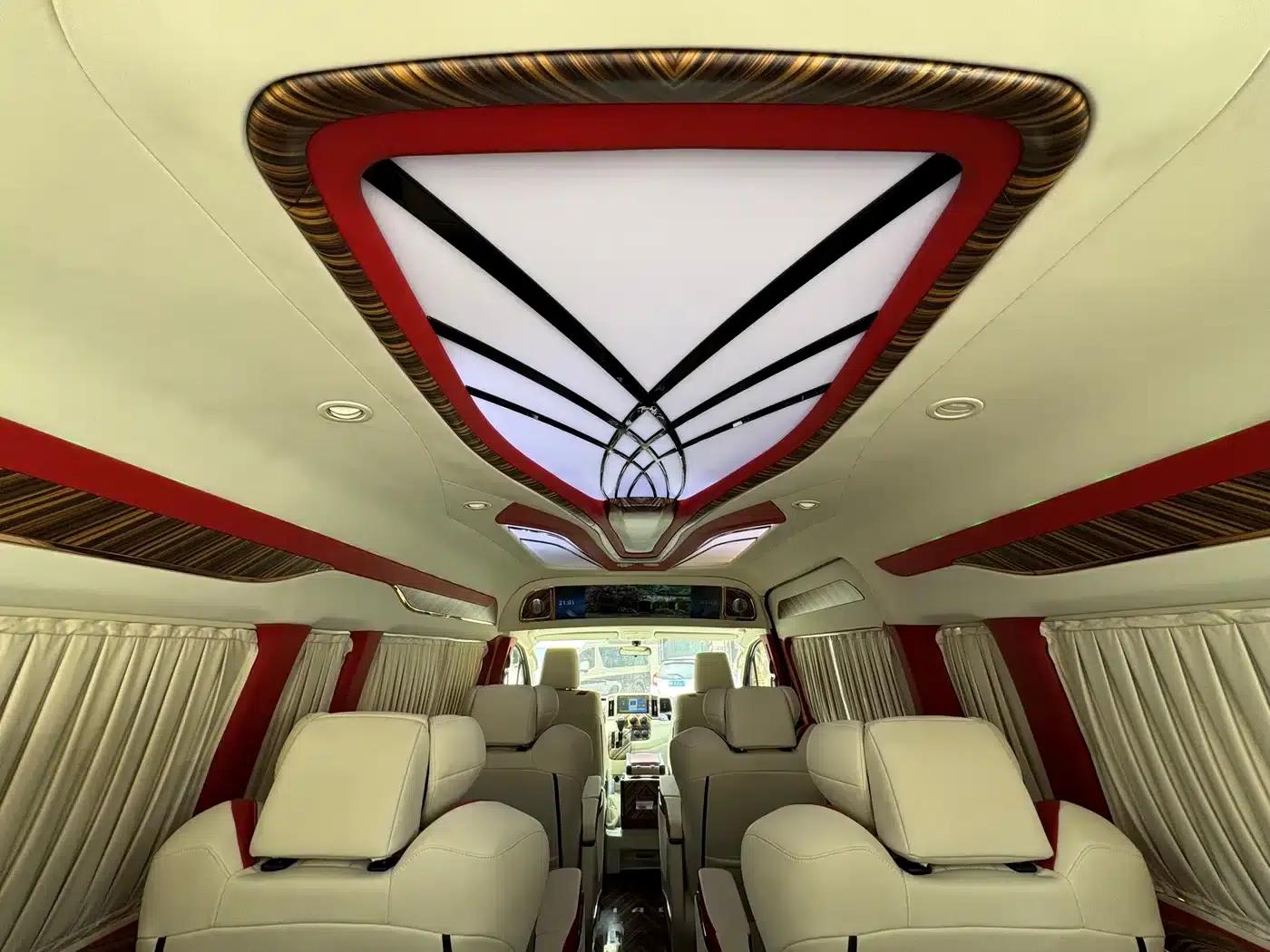 2021 HIACE 3.5L Automatic — миниатюра 27