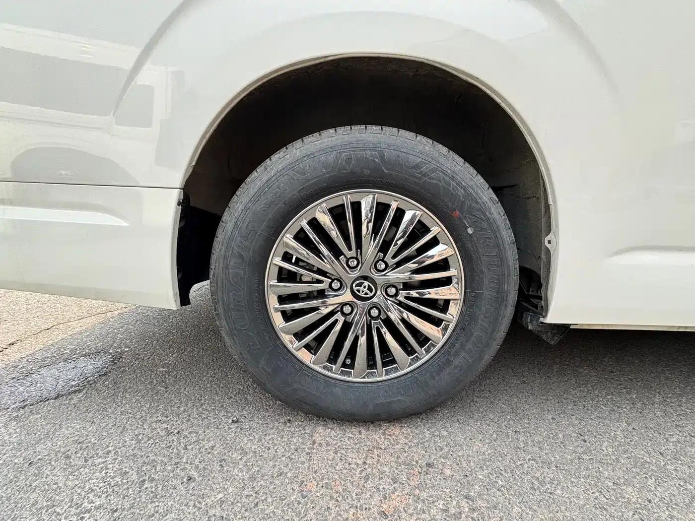 2021 HIACE 3.5L Automatic — миниатюра 6