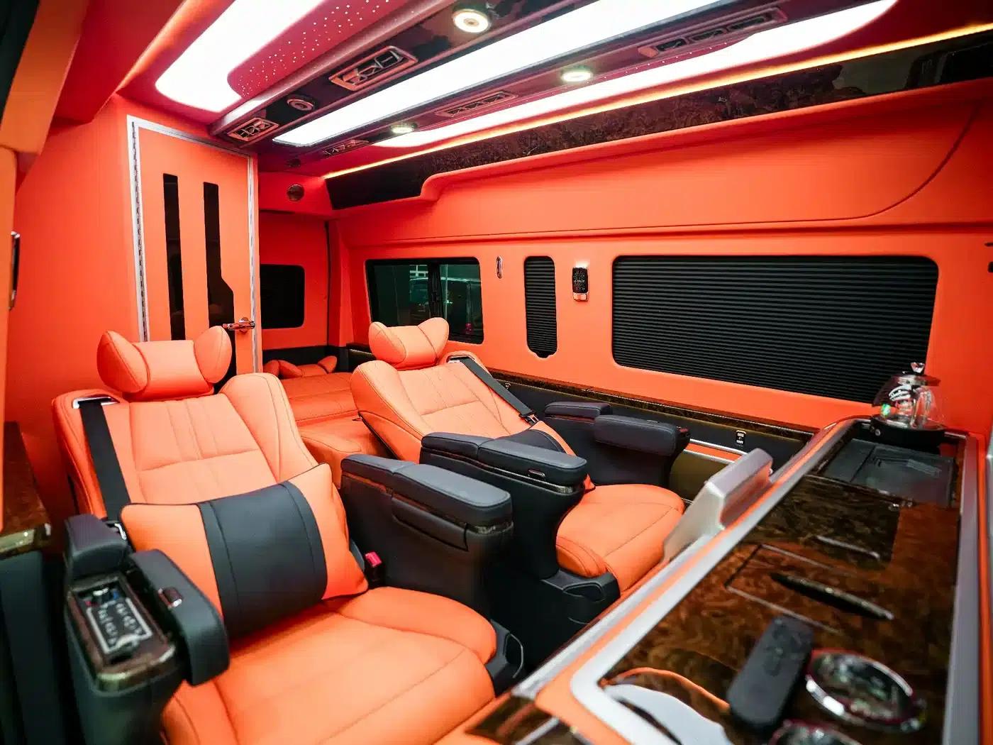 2025 HIACE 3.5L Automatic — миниатюра 11
