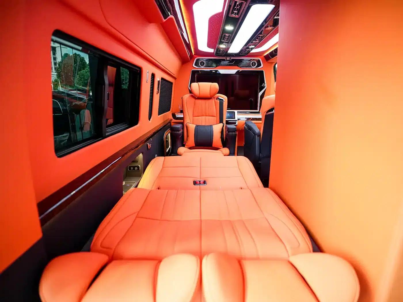 2025 HIACE 3.5L Automatic — миниатюра 16