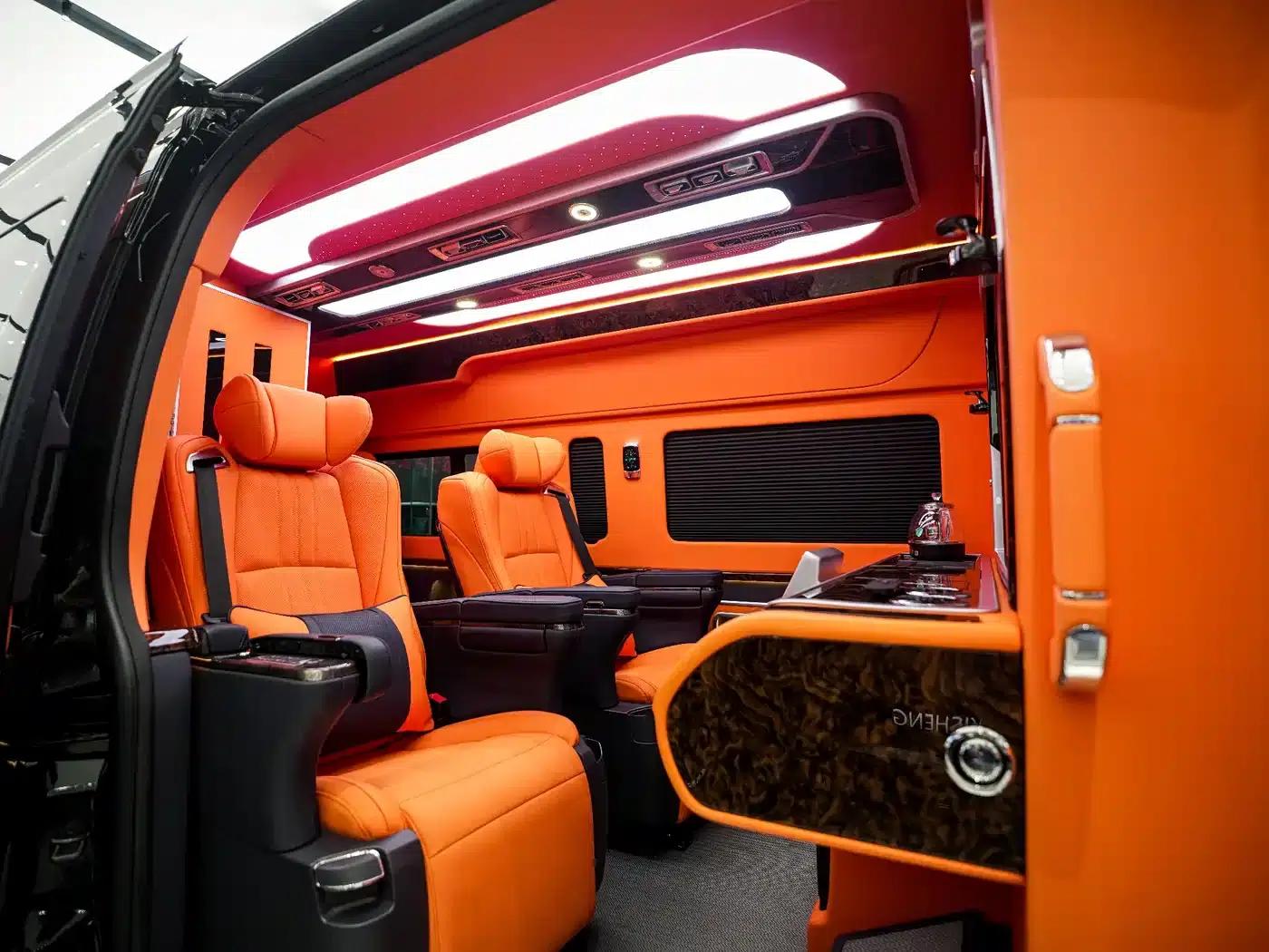 2025 HIACE 3.5L Automatic — миниатюра 5