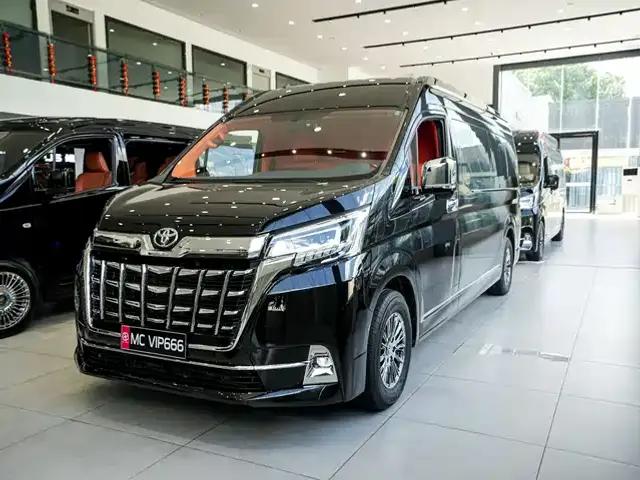 2025 HIACE 3.5L Automatic