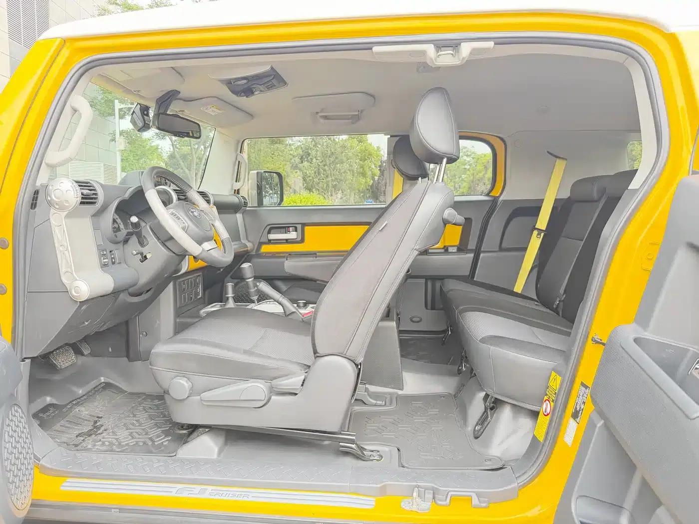 2019 FJ Cruiser 4.0L Automatic — миниатюра 5