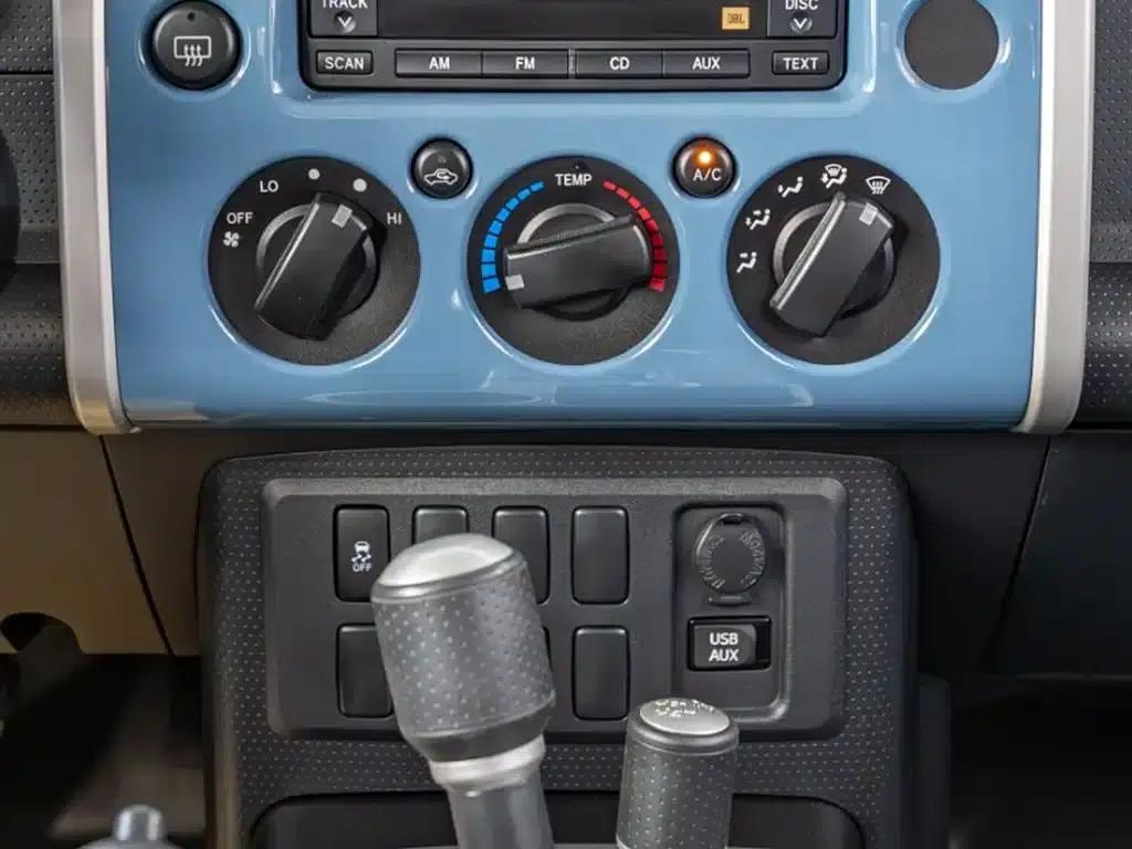 2019 FJ Cruiser 4.0L Automatic — миниатюра 14