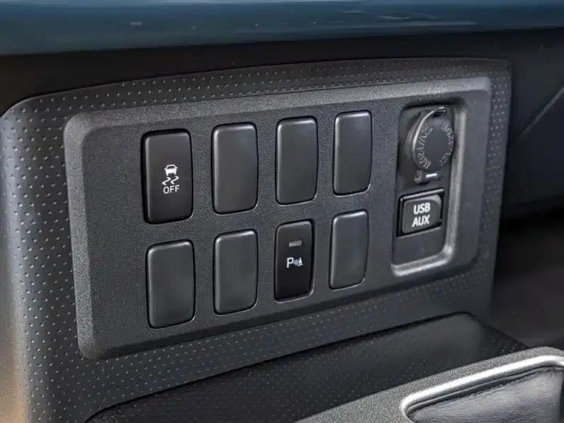 2019 FJ Cruiser 4.0L Automatic — миниатюра 22