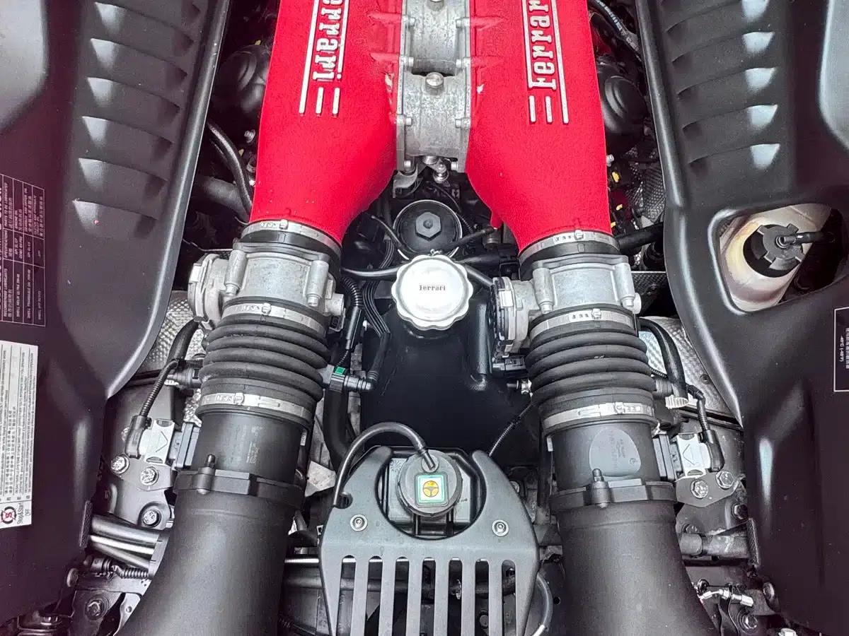 Ferrari 458 2011 4.5L Italia — миниатюра 9