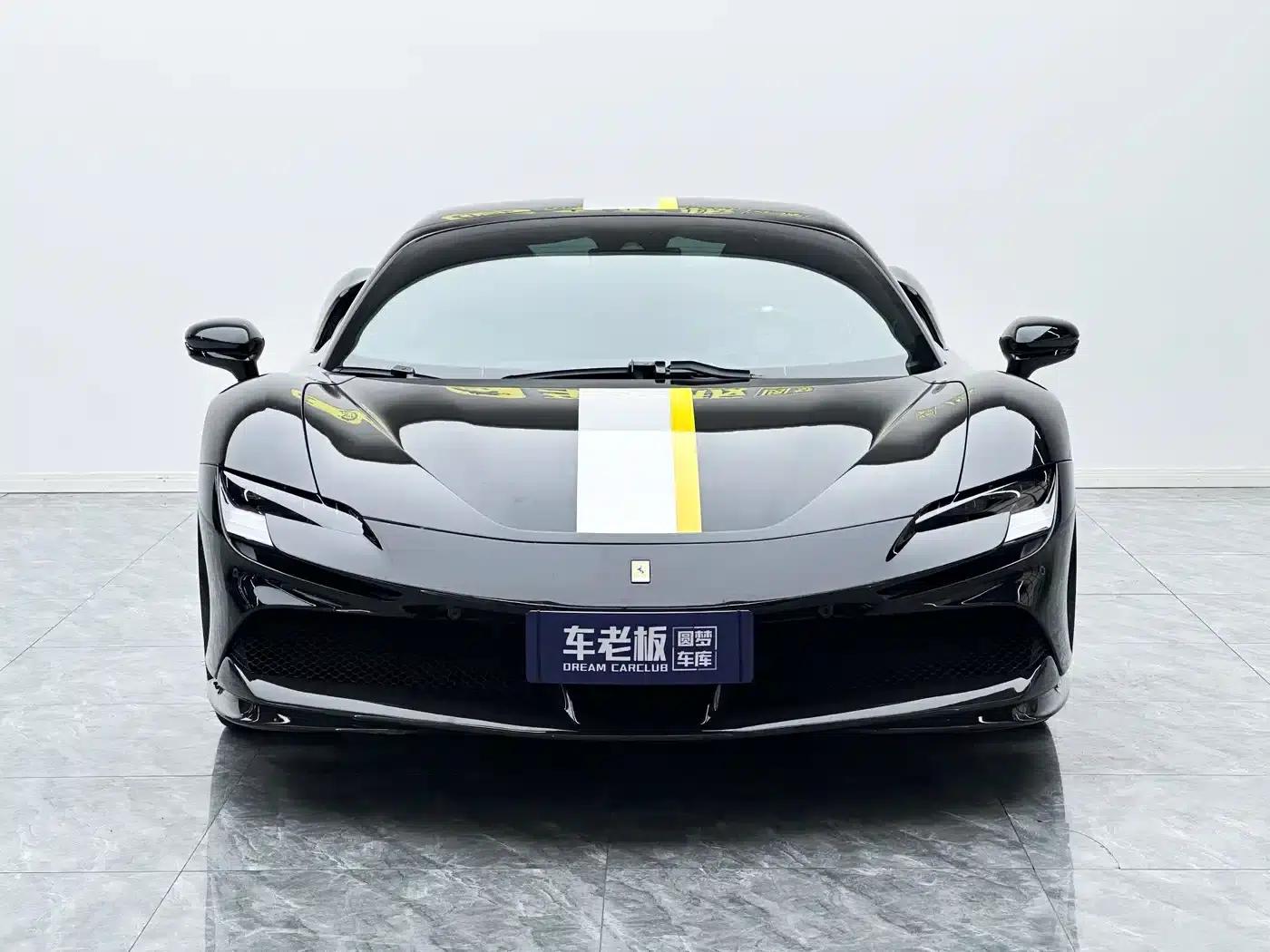 SF90 2021 3.9T V8 Spider — миниатюра 2