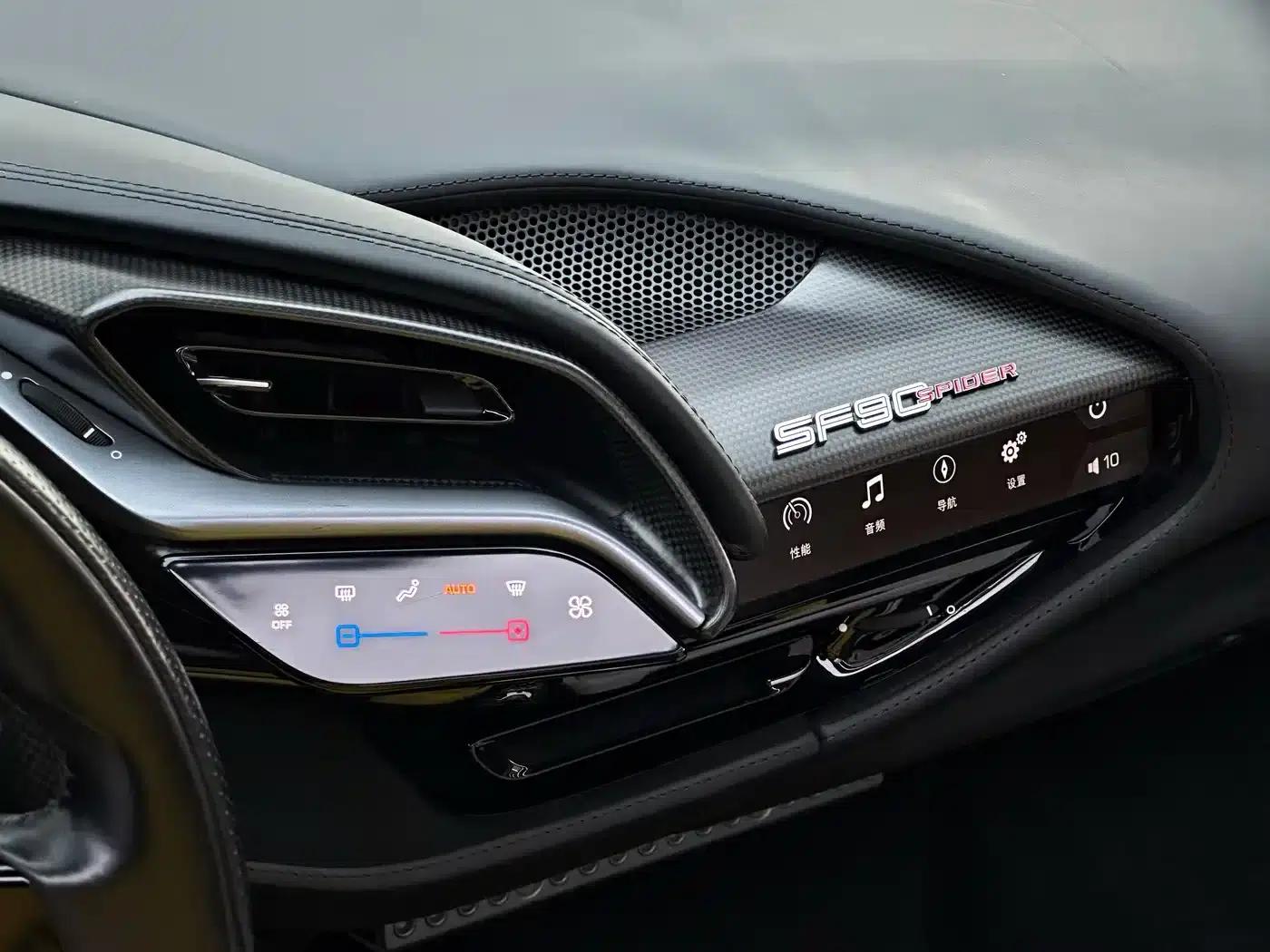SF90 2021 3.9T V8 Spider — миниатюра 33