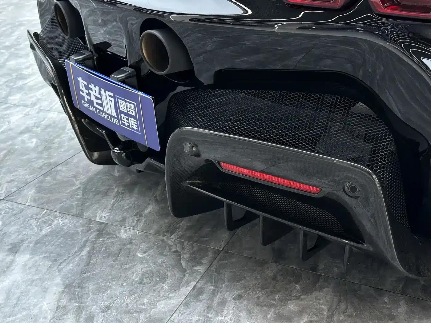 SF90 2021 3.9T V8 Spider — миниатюра 38