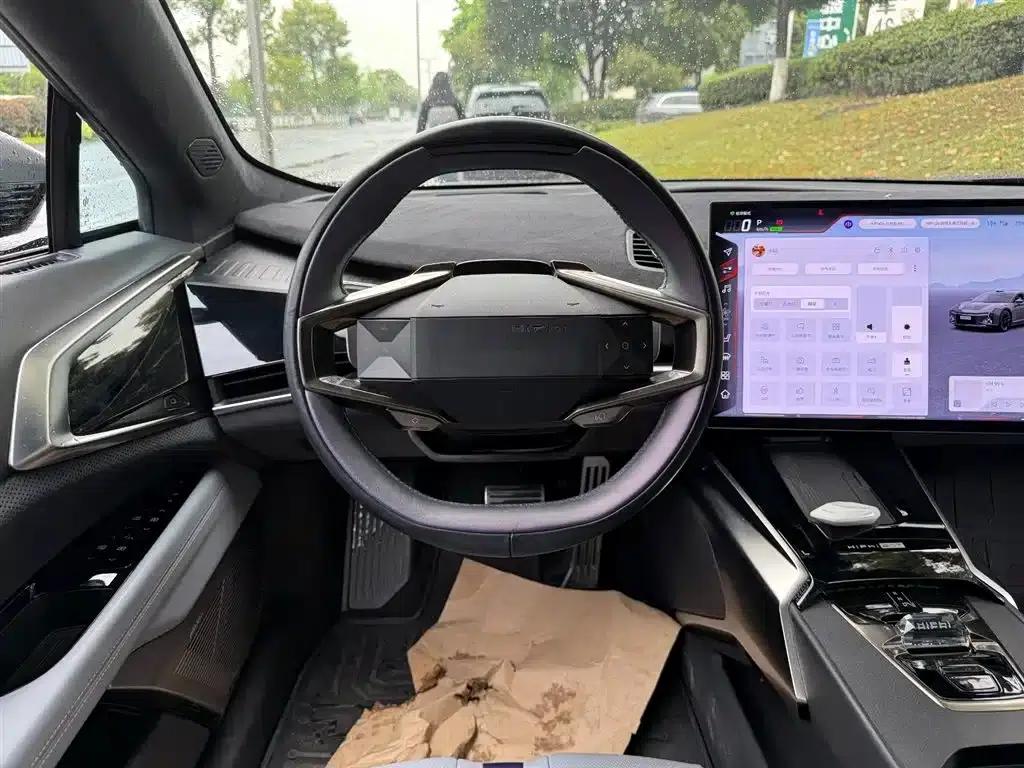 HiPhi Z 2023 Five-Seat Version — миниатюра 11