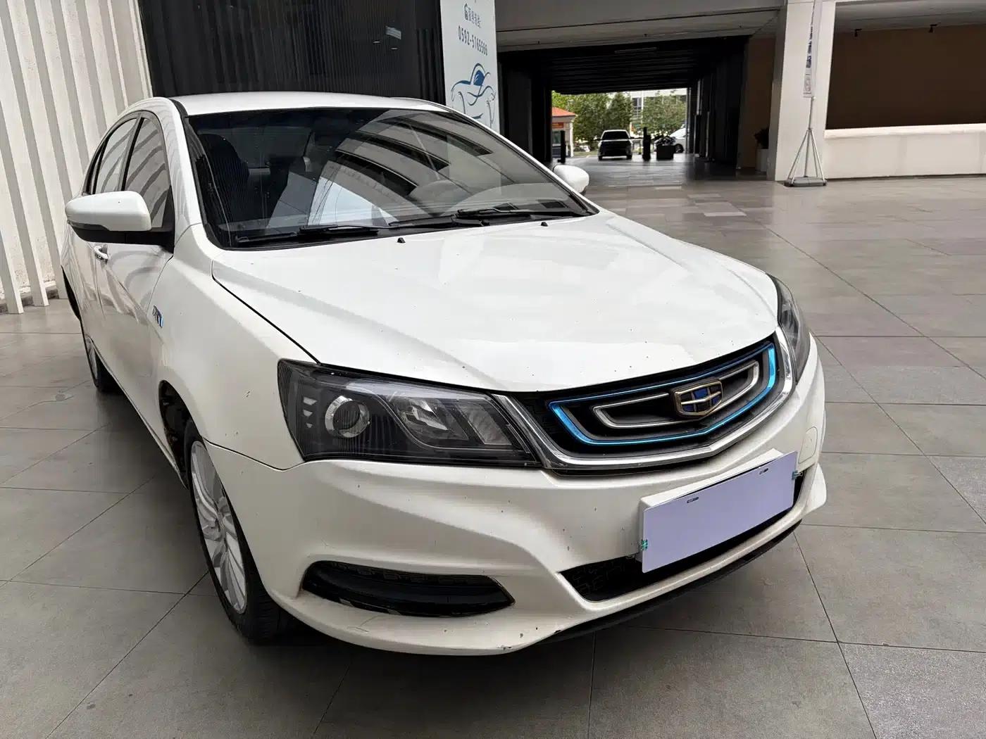 Geely Emgrand EV300 Progressive (2017 Model) — миниатюра 14