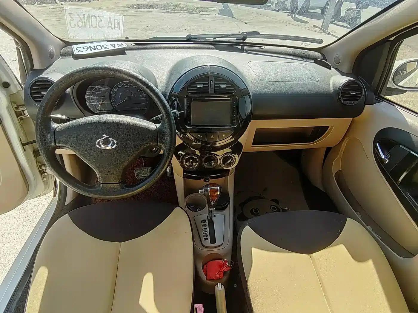 Panda Classic 2011 1.3L Automatic Premium Edition — миниатюра 7