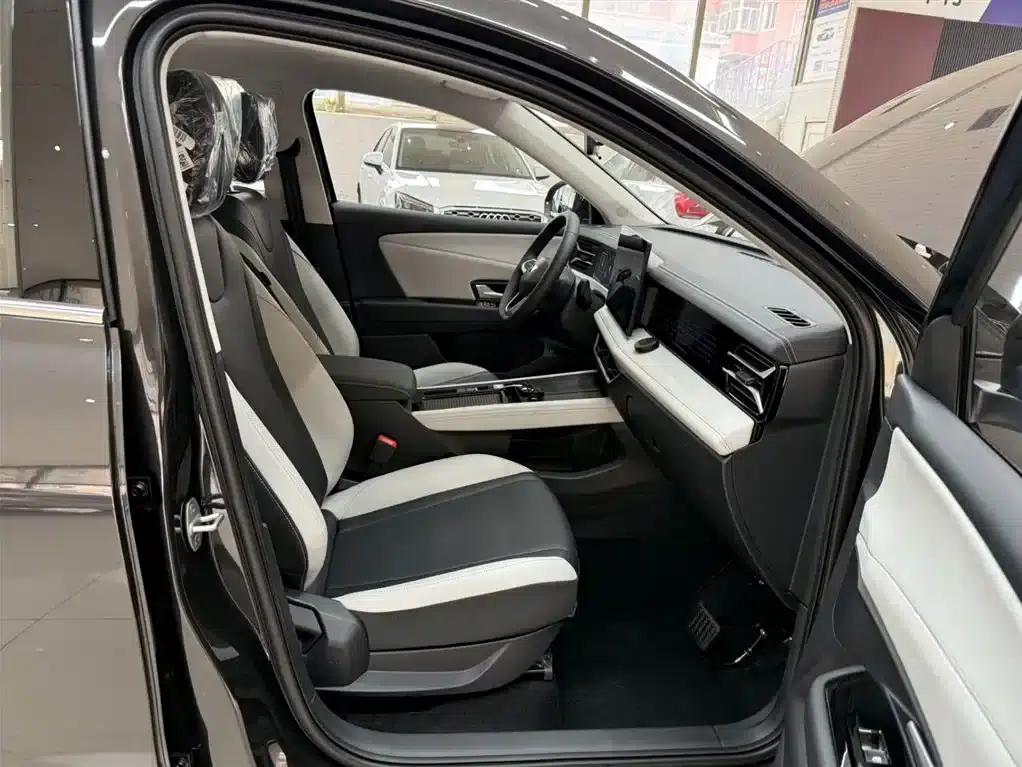 Jetta VS8 2026 280TSI Automatic Supreme Edition — миниатюра 21