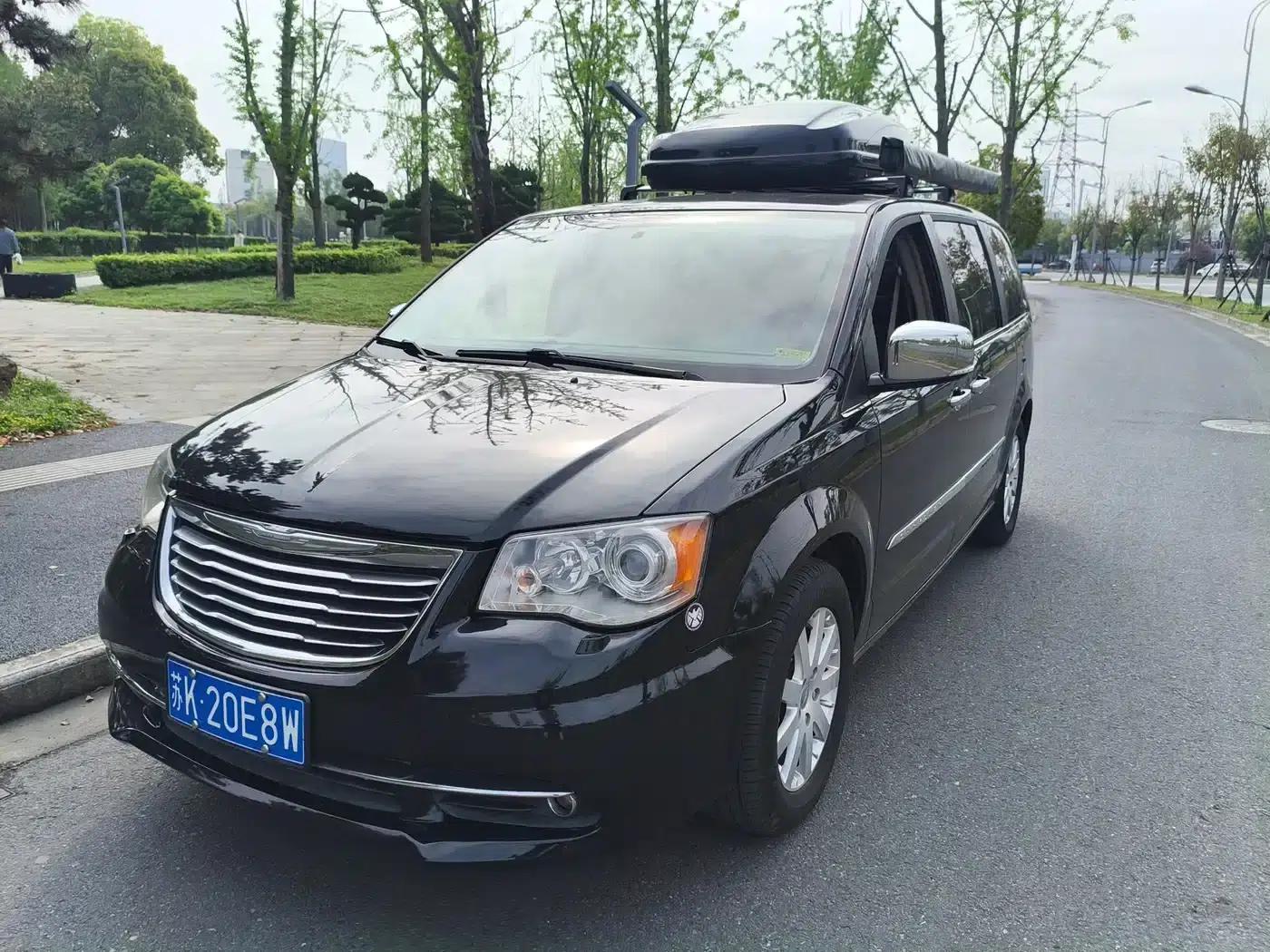 2014 Imported Grand Voyager 3.6L Comfort Edition — миниатюра 2