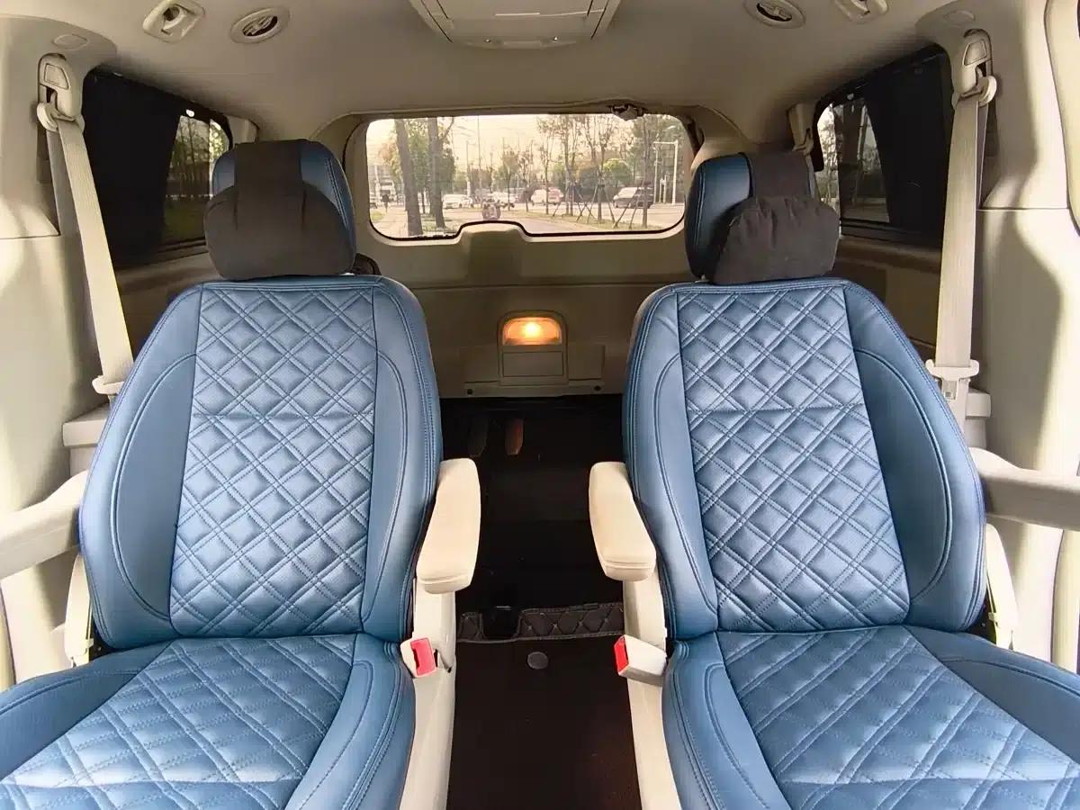 2014 Imported Grand Voyager 3.6L Comfort Edition — миниатюра 5