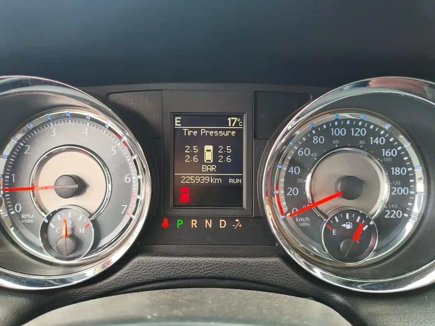2014 Imported Grand Voyager 3.6L Comfort Edition — миниатюра 7