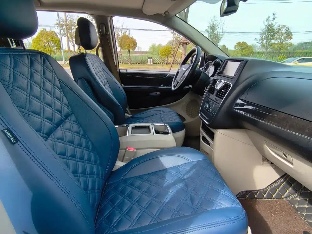 2014 Imported Grand Voyager 3.6L Comfort Edition — миниатюра 10