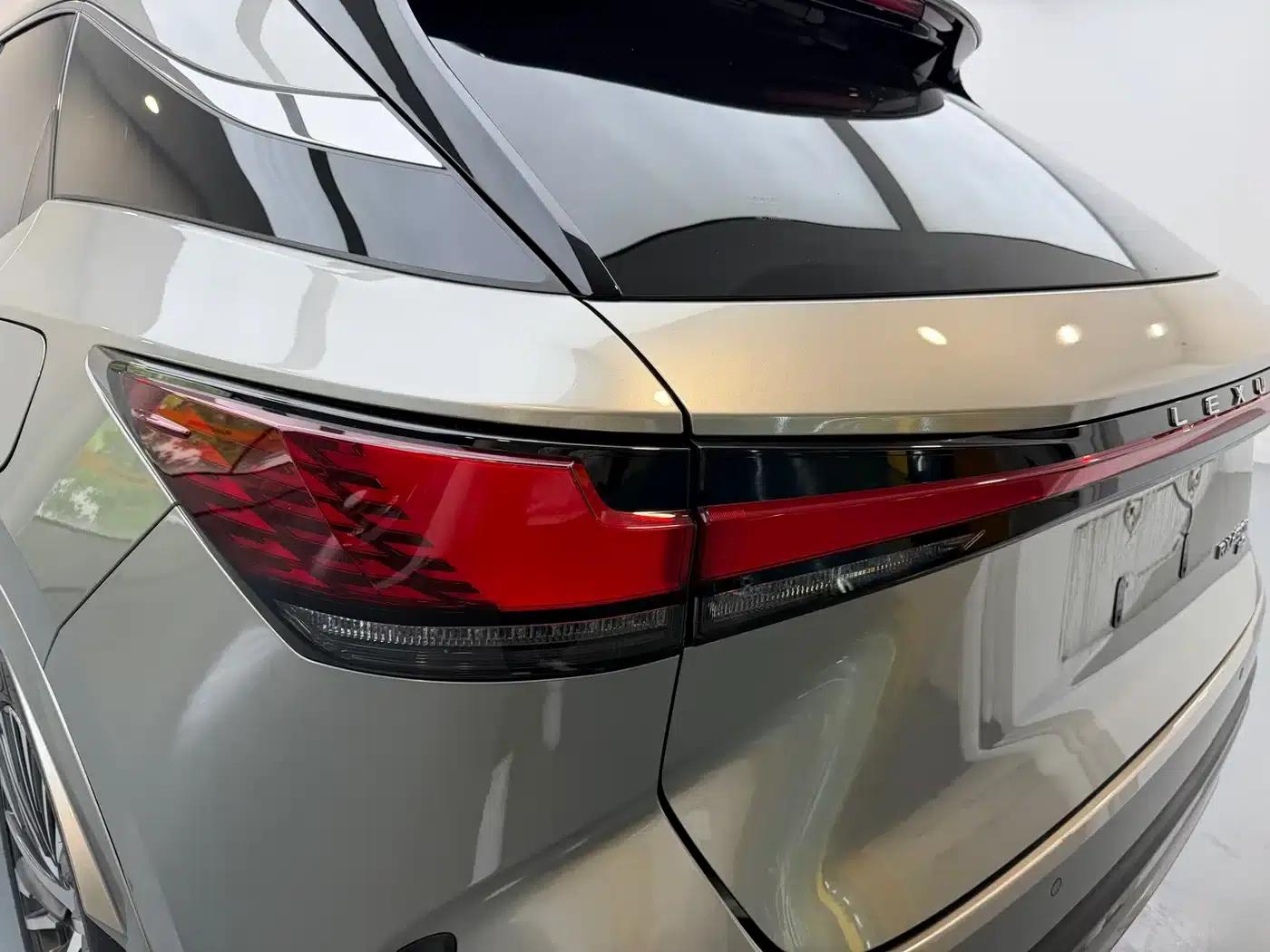 Lexus RX Hybrid 2023 450h+ AWD Enjoy Edition — миниатюра 13