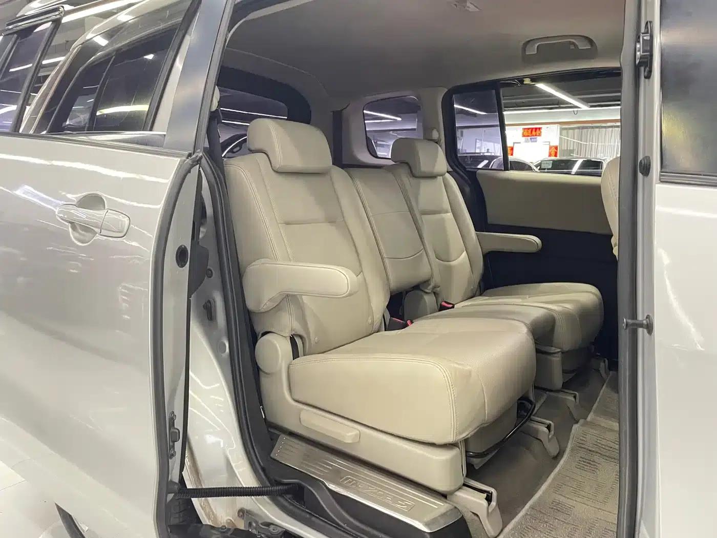 Mazda 5 2008 2.0 Automatic Luxury — миниатюра 11
