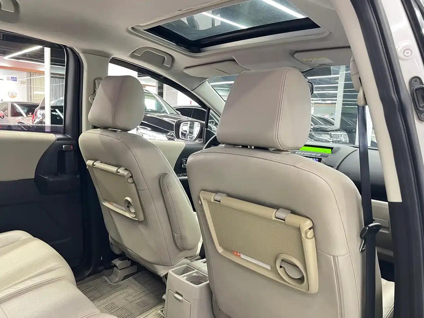 Mazda 5 2008 2.0 Automatic Luxury — миниатюра 14