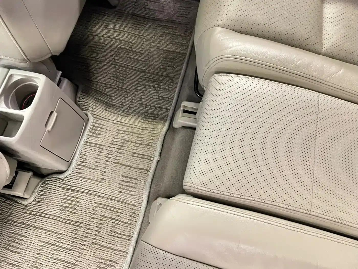 Mazda 5 2008 2.0 Automatic Luxury — миниатюра 39