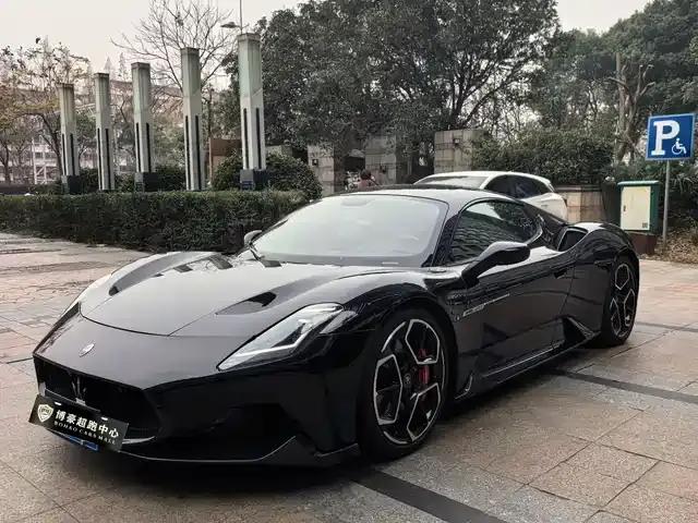 Maserati MC20 2023 3.0T Standard Edition