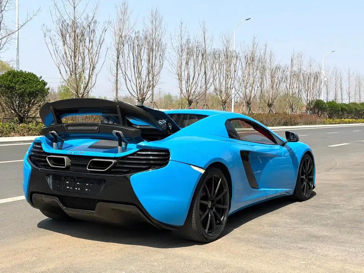 McLaren 12C 2013 3.8T SPIDER 50th Anniversary Edition — миниатюра 4