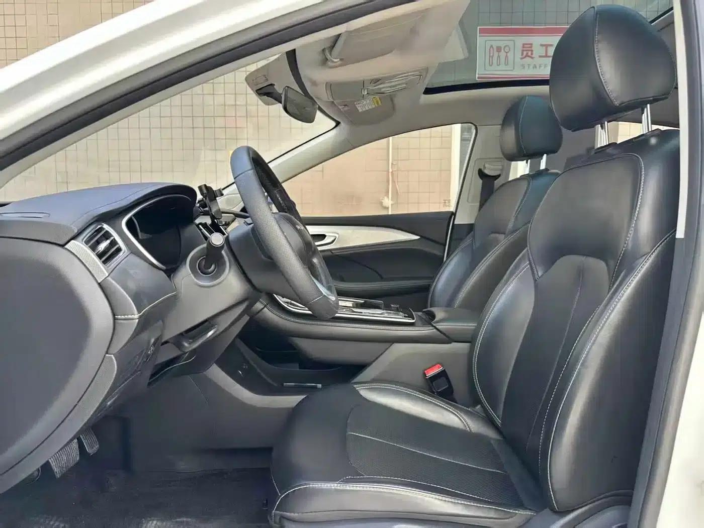 Roewe i6 MAX New Energy 2022 EV 500 Panoramic Sunroof Premium Edition — миниатюра 3