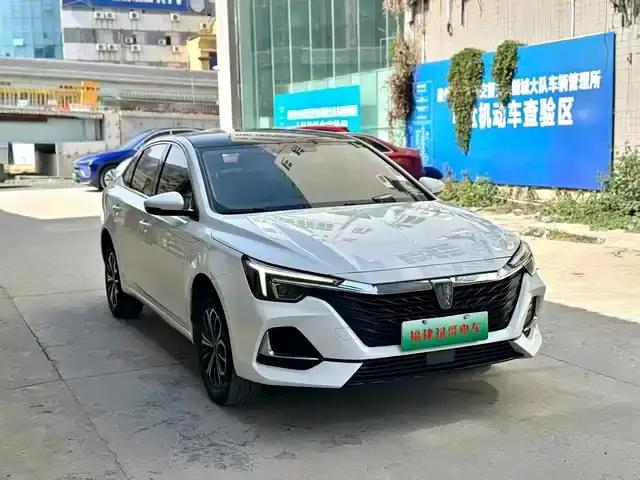 Roewe i6 MAX New Energy 2022 EV 500 Panoramic Sunroof Premium Edition