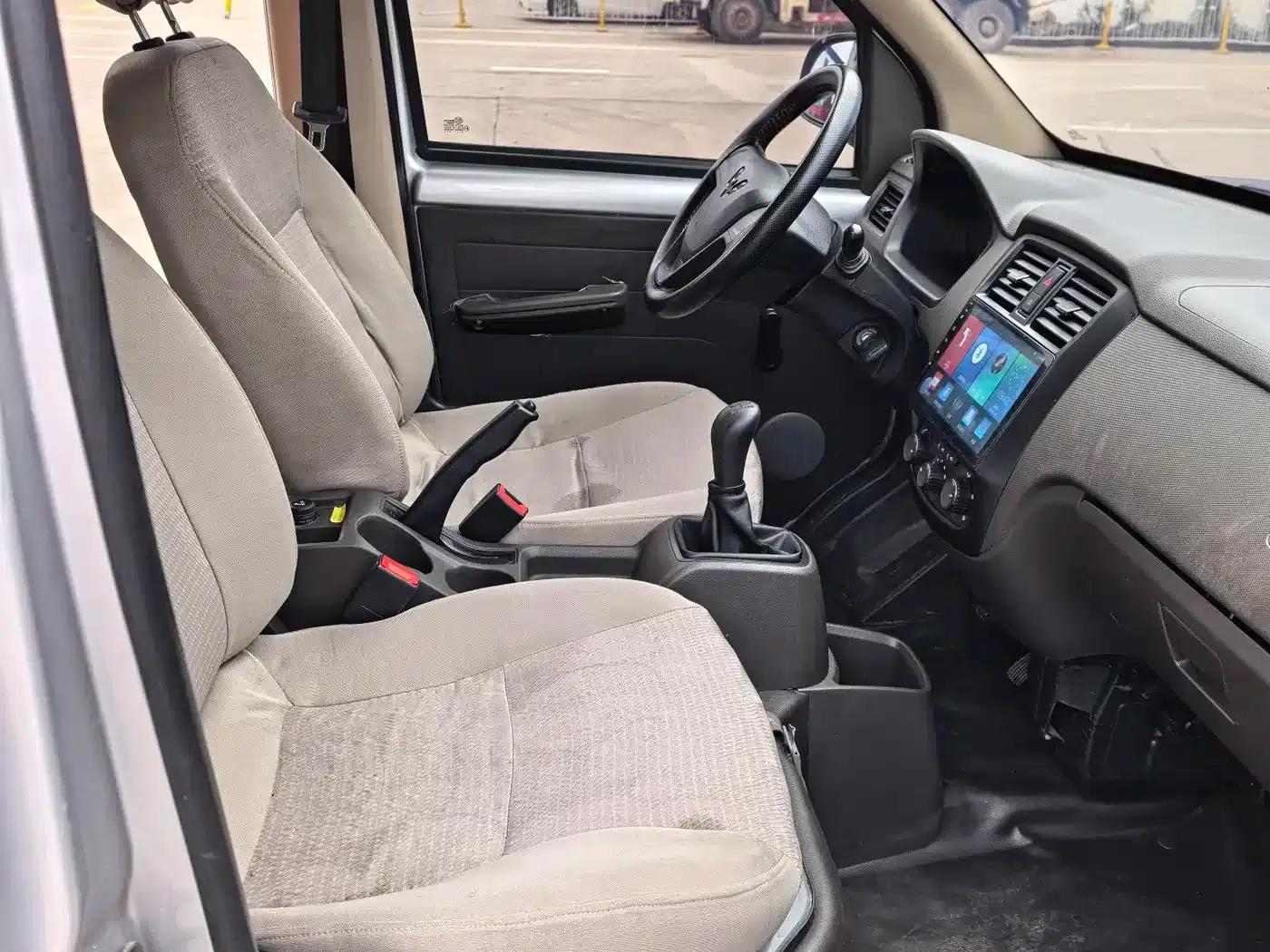 Wuling Rongguang S 2023 1.5L Basic Model 5/7 Seats — миниатюра 13