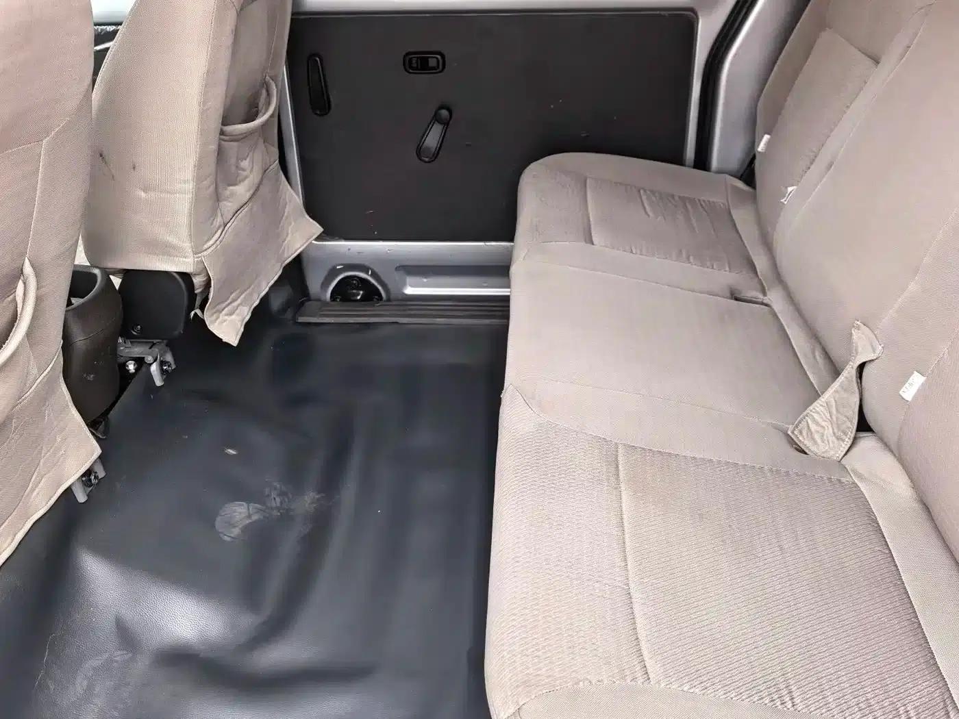 Wuling Rongguang S 2023 1.5L Basic Model 5/7 Seats — миниатюра 9