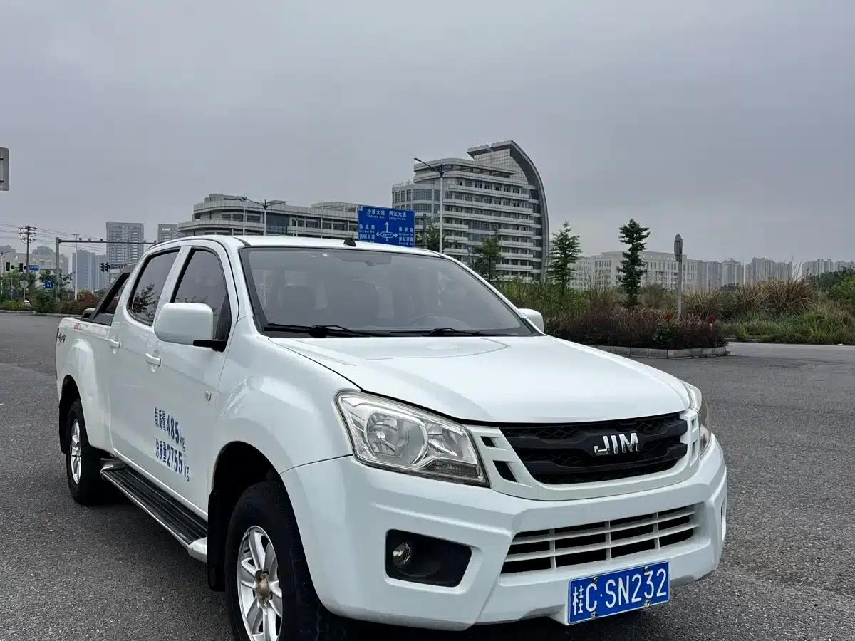 RE-MAX 2018 2.8T Classic Edition 4WD Luxury Model with Extended Cargo Box JE493ZLQ5F — миниатюра 2