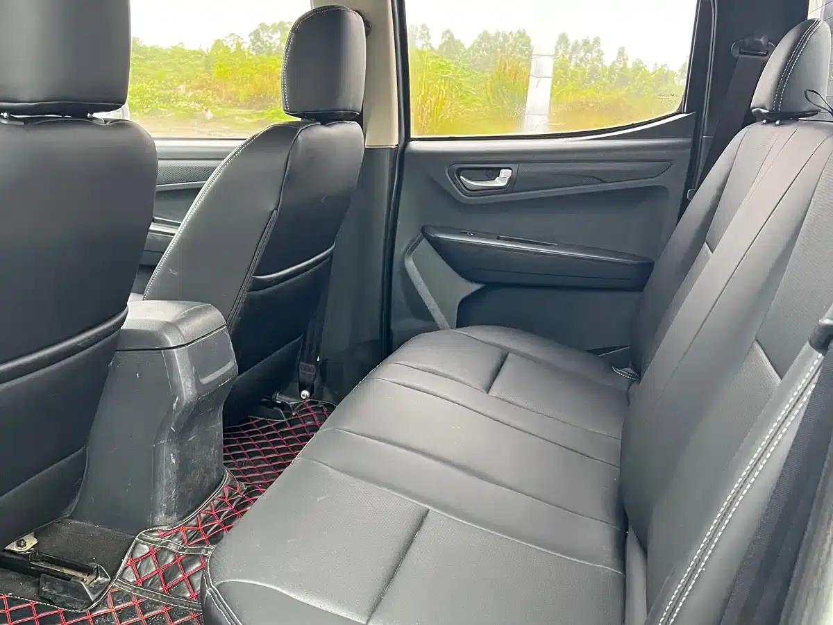 RE-MAX 2018 2.8T Classic Edition 4WD Luxury Model with Extended Cargo Box JE493ZLQ5F — миниатюра 12