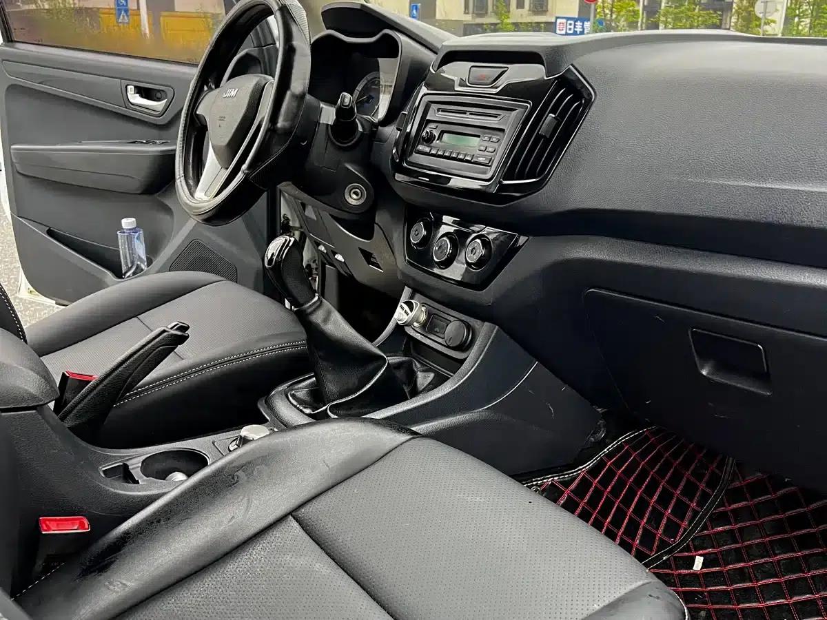 RE-MAX 2018 2.8T Classic Edition 4WD Luxury Model with Extended Cargo Box JE493ZLQ5F — миниатюра 13