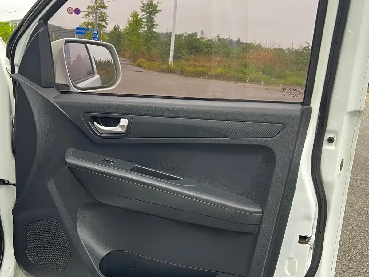 RE-MAX 2018 2.8T Classic Edition 4WD Luxury Model with Extended Cargo Box JE493ZLQ5F — миниатюра 19