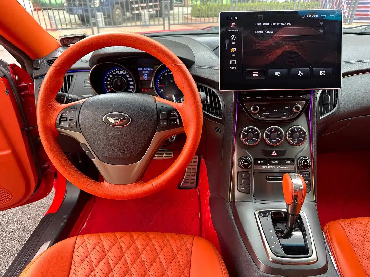 Genesis Coupe 2012 2.0T Automatic Elegant Edition — миниатюра 6