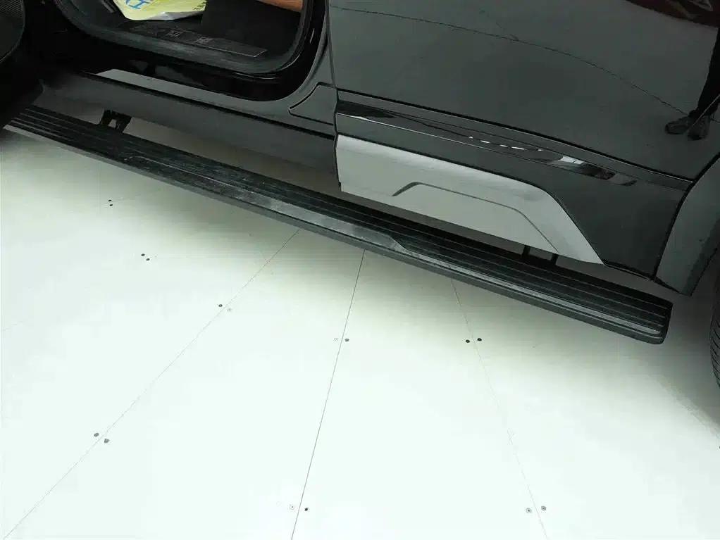 Looking up at the 2023 U8 Luxury Edition — миниатюра 22