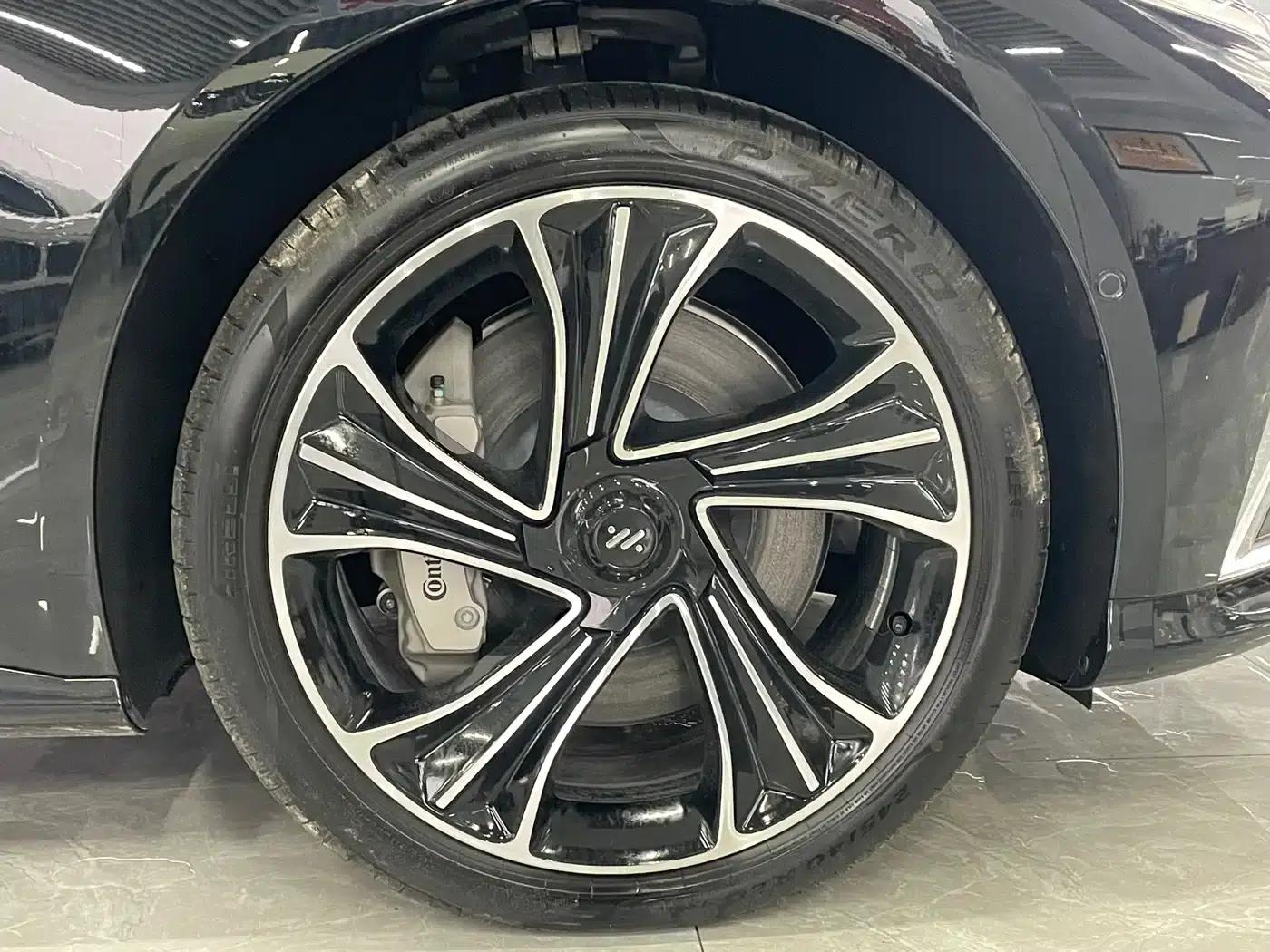 Zhiji L7 2024 MAX Ultra-Long Range Edition — миниатюра 27