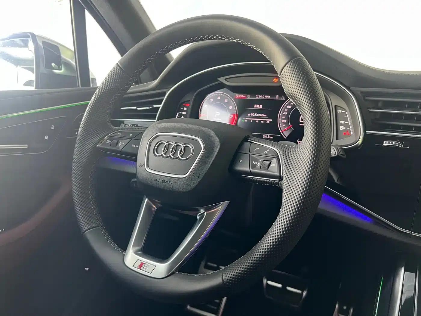 Audi SQ7 2024 4.0 TFSI — миниатюра 12