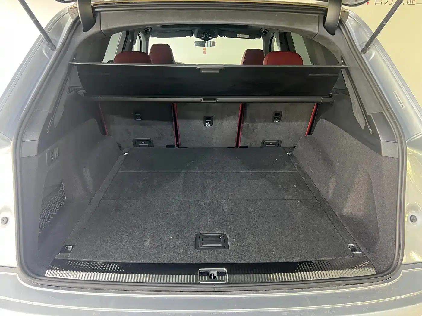 Audi SQ7 2024 4.0 TFSI — миниатюра 17