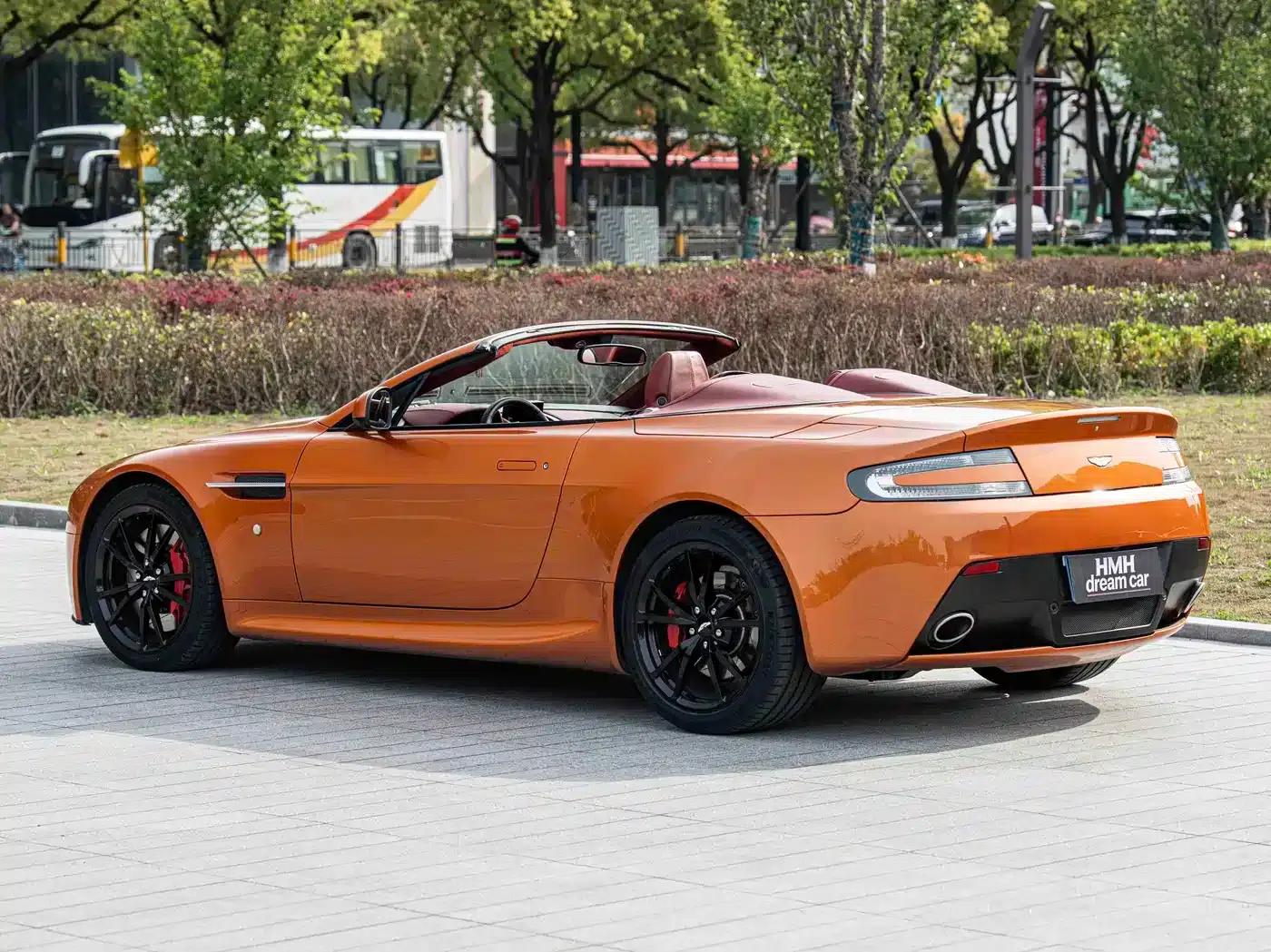 2012 V8 Vantage 4.7L S Roadster — миниатюра 13